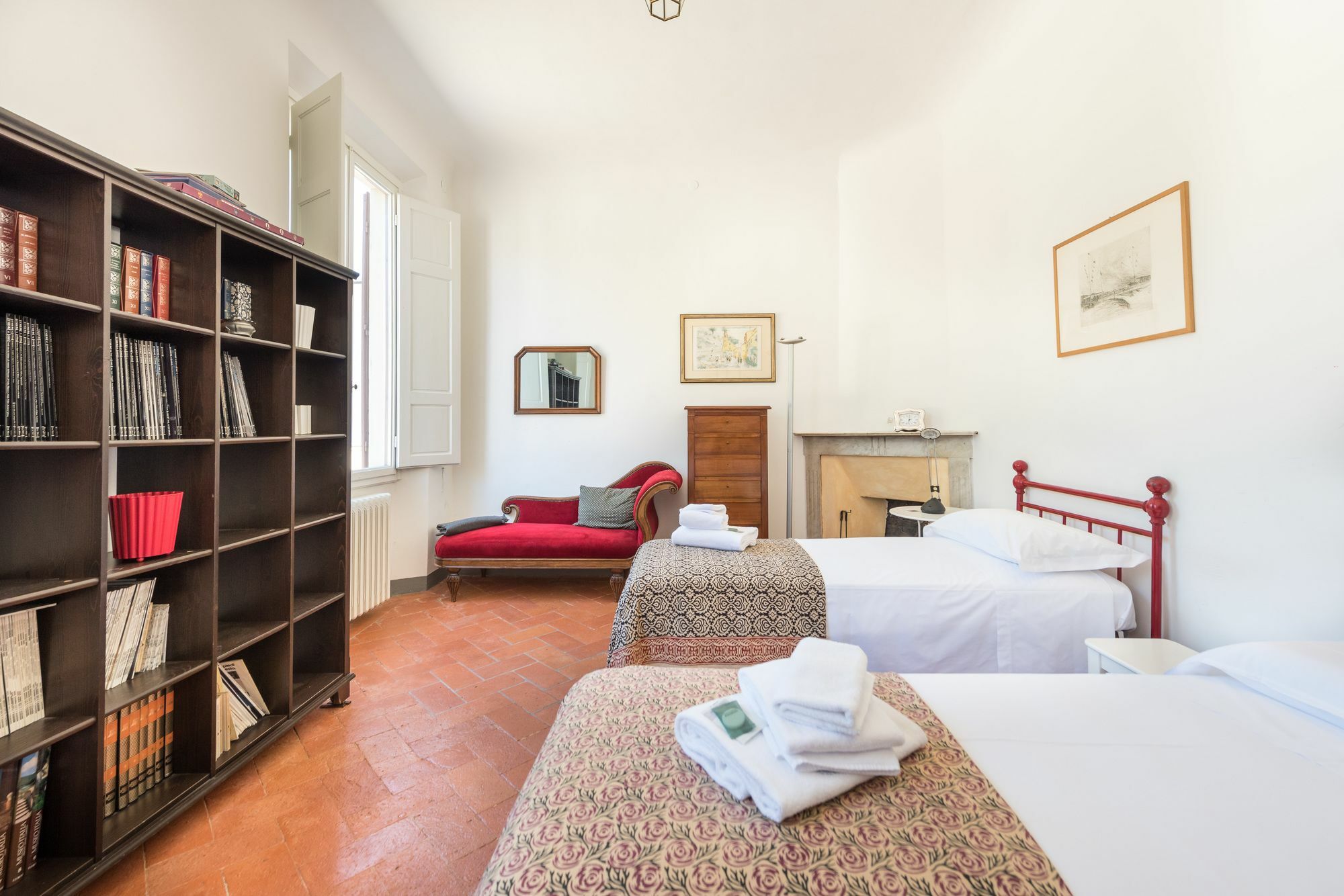 Pitti Large With Balcony * Firenze